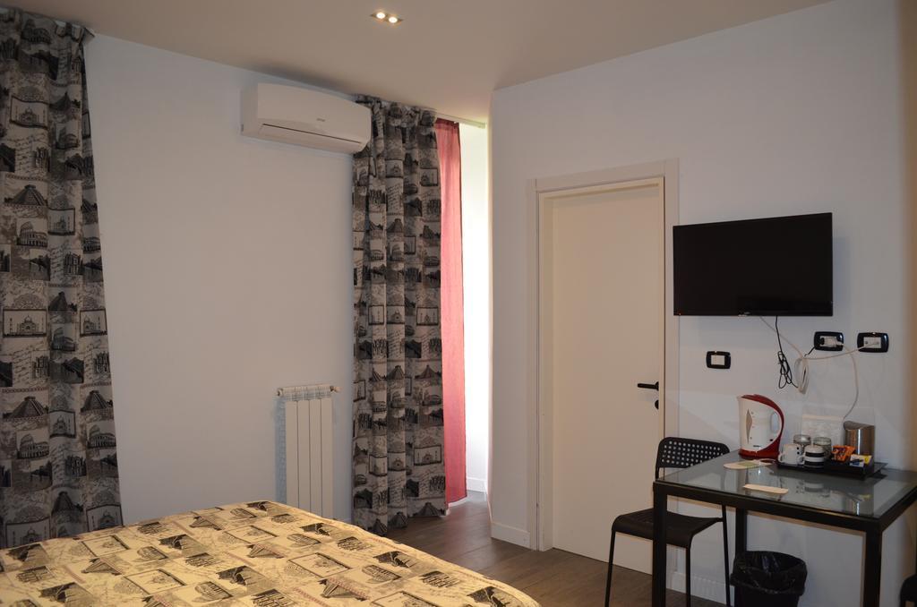 5rooms Bed & Breakfast 3*