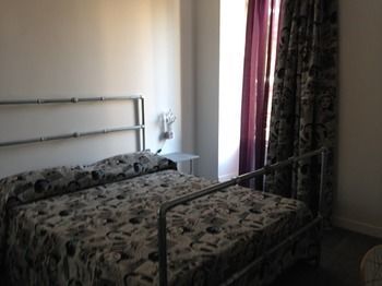 5rooms Bed & Breakfast 3*
